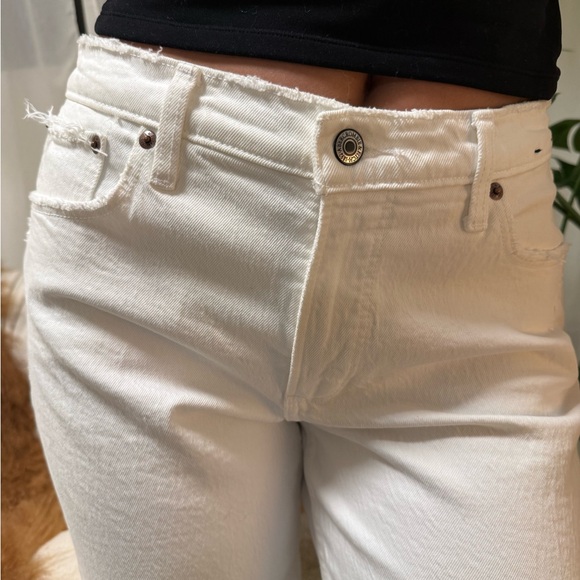 Abercrombie & Fitch White Distressed Straight Leg Jeans - Picture 6 of 8